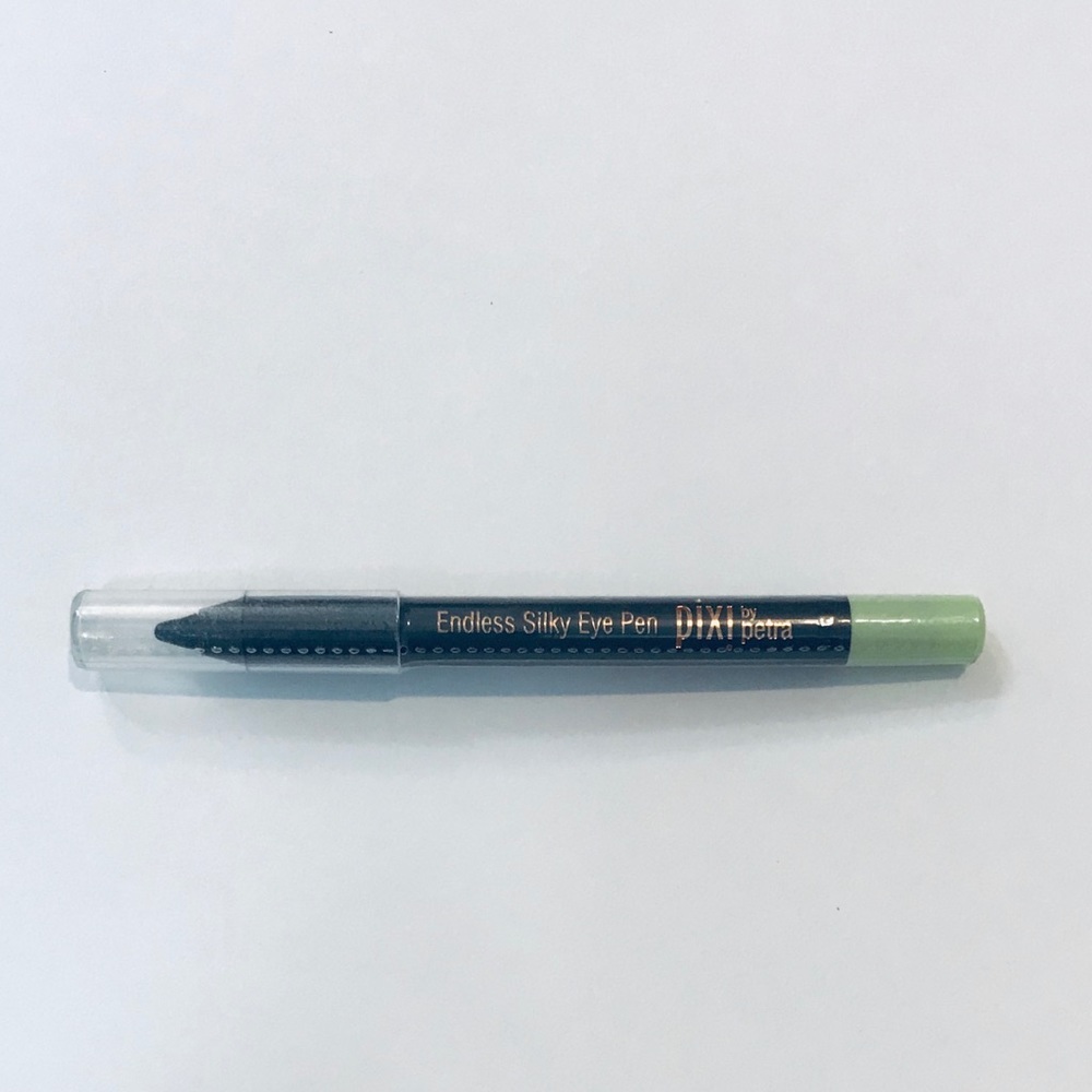 4/$20 ⭐️ Pixi Endless Silky Eye Pen Black Noir